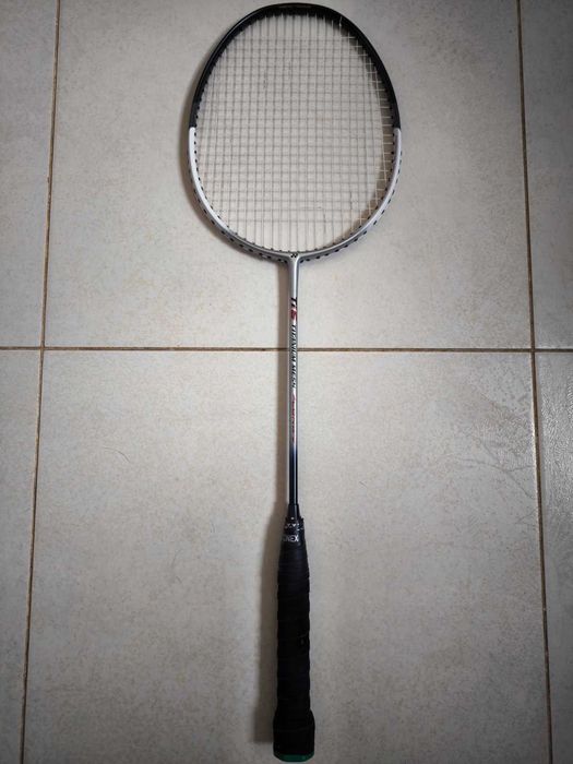 Ракетка для бадмінтона Yonex Titanium Mesh 6