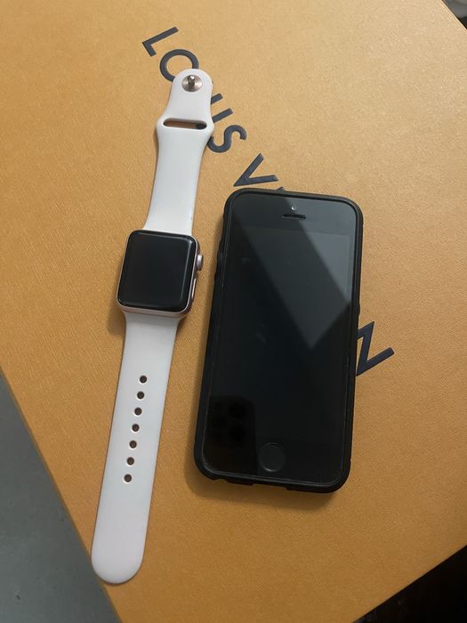 Iphone se + apple watch 2 rose gold