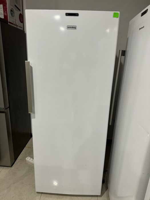 Морозильна камера Privileg 175 см Німечинна ha1019