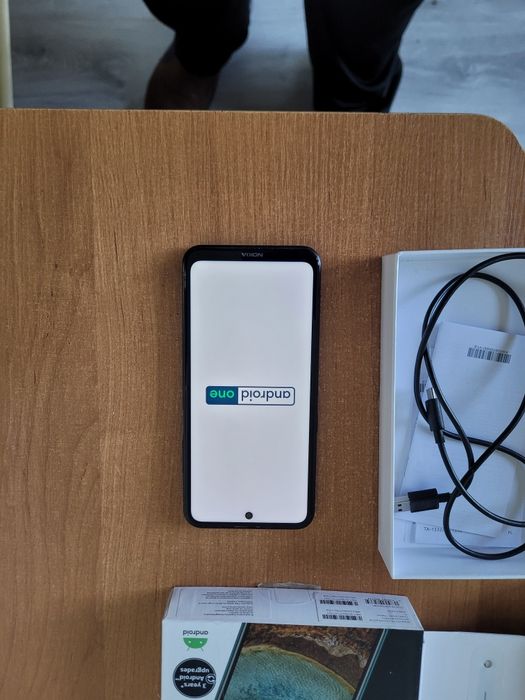 Telefon Nokia x10
