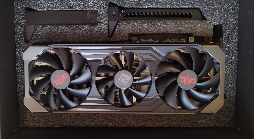 Radeon Power Color Red Devil 6900 XT Ultimate
