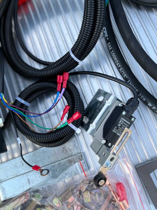 Гідроборт 1 т алюмінієвий 12V/24V, підйомник для Sprinter, MAN, Iveco