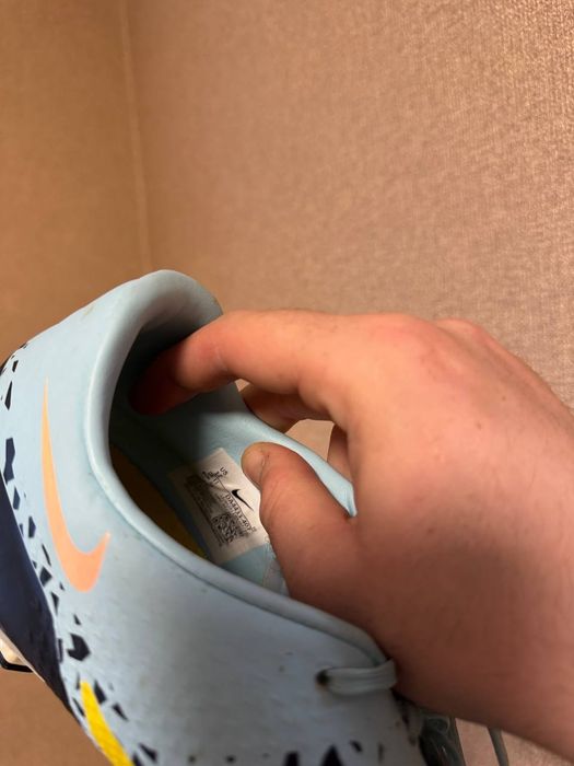 Бутсы nike phantom gt2 academy 46-size