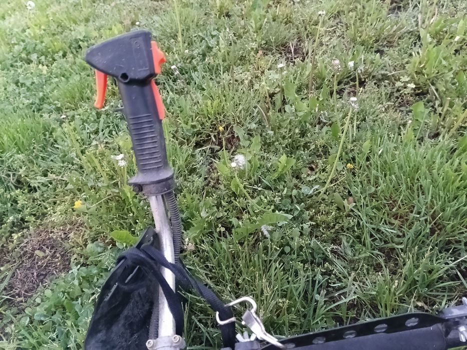 Kosa spalinowa do naprawy
