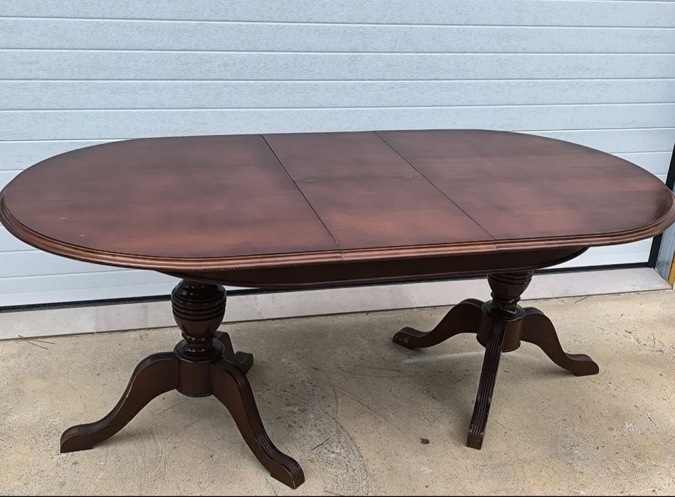 Mesa em mogno maciço