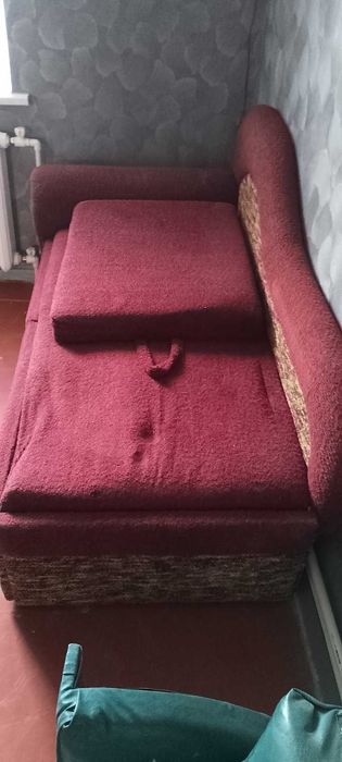 Продам диван б/у