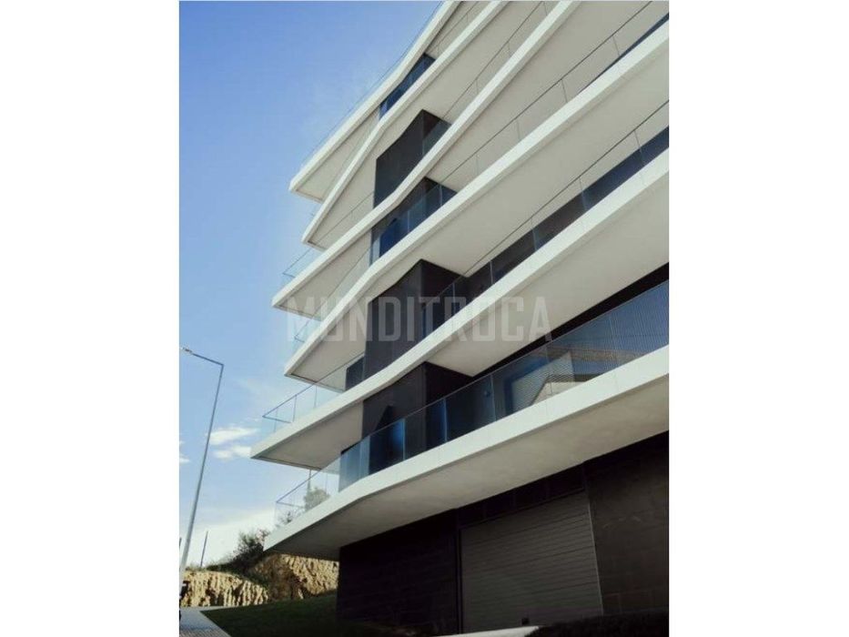 Apartamento T3 Novo Ferreiros - gar. 2 carros — Ferreiros E Gondizalves, Braga