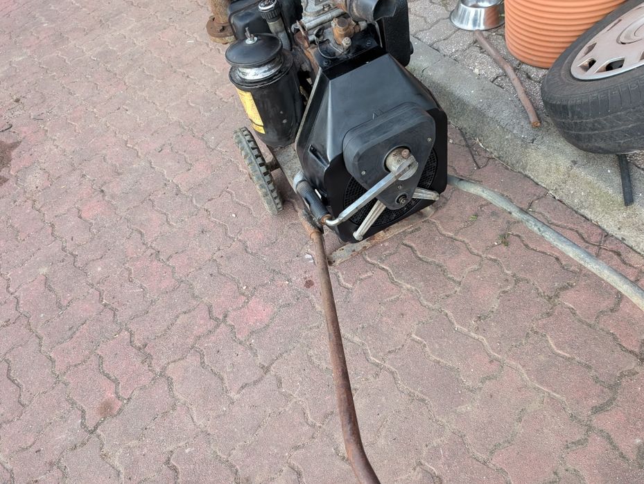 Motor de rega a diesel 540cm3, impecável.