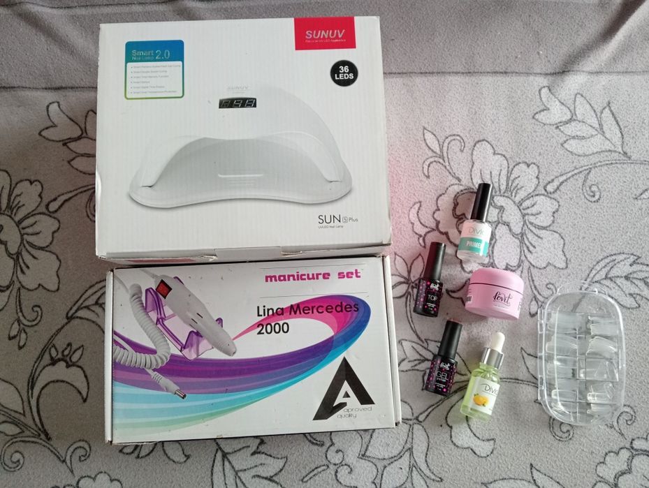 Лампа и фрезер рабочие