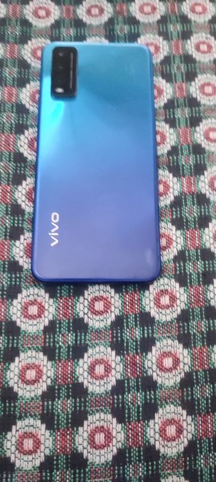 Продам телефон vivo