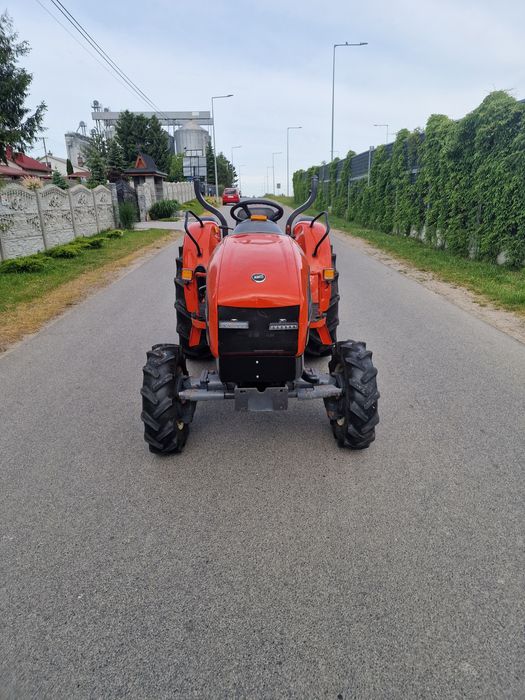 Traktor Kioti CK35