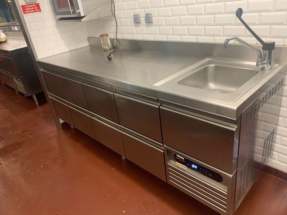 Lote de equipamento hoteleiro com 6 meses de uso.