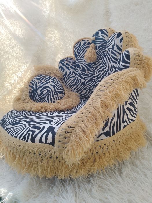 Fotel dla kota albo małego pieska