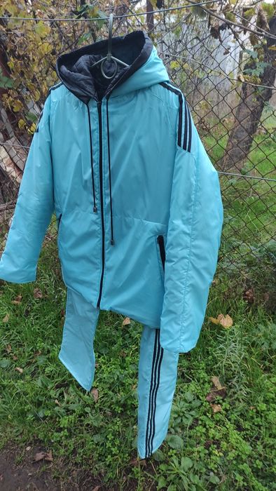 Продаю   костюм   весна-осень