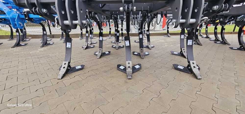 Agregat Bezorkowo-Podorywkowy KBO 3,0m HELAGRO