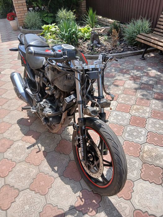 Продам мотоцикл Lifan