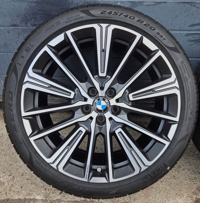 Felgi z oponami Bmw IX1 X1 IX2 X2 U10 U11 8x20 ET46 5x112 Individual