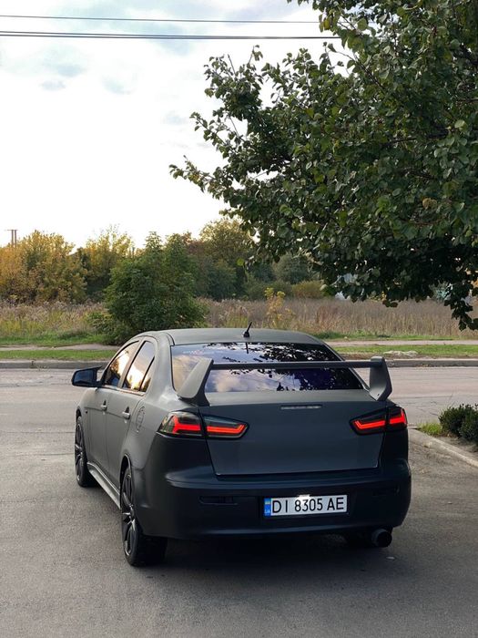 продам Mitsubishi Lanser X