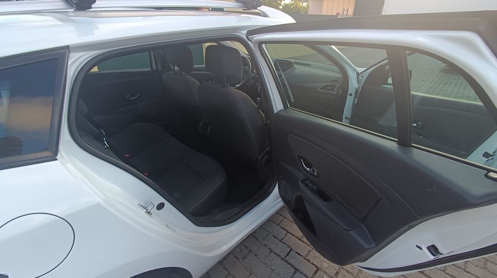 Renault Mégane Sport Tourer — fotografia 6