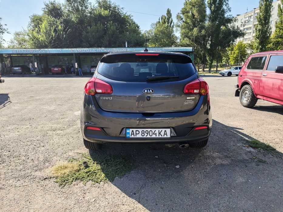 KIA CEE'D 2015 VIN U5YHN516AFL192735 фото оголошення 4 з 8