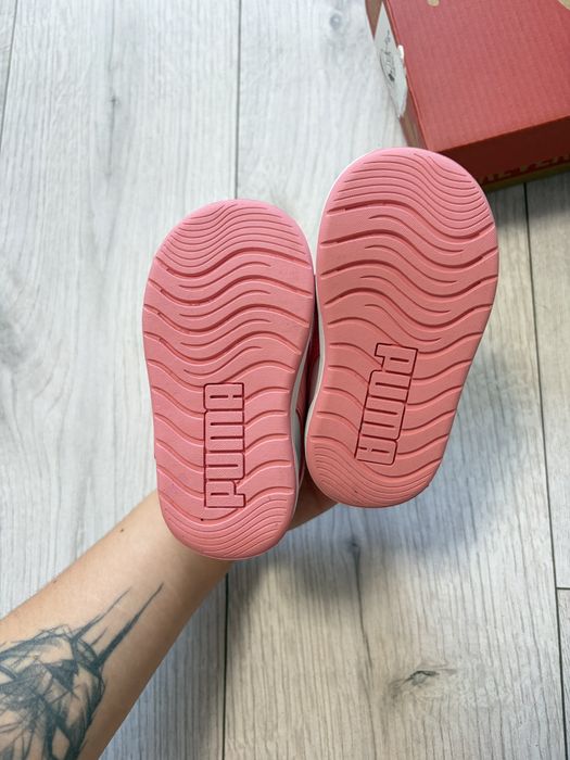 Кросівки Puma на дівчинку 20р