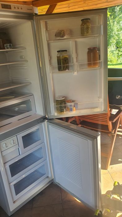 Lodówka samsung rl33eams półka