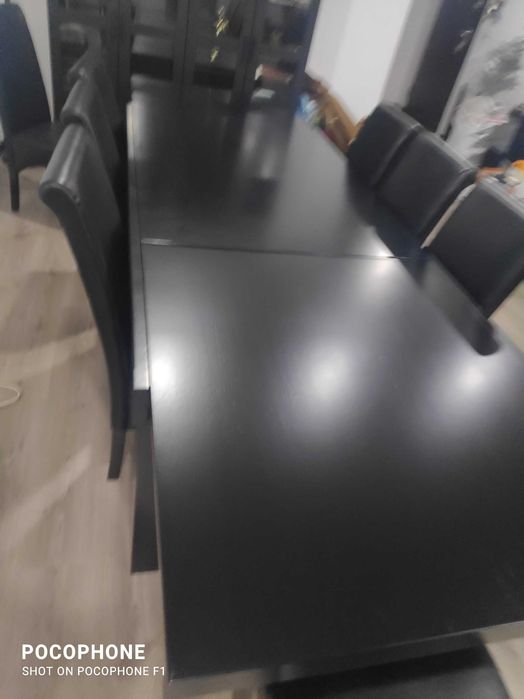 Mesa de sala extensível com 8 cadeiras - excelente estado