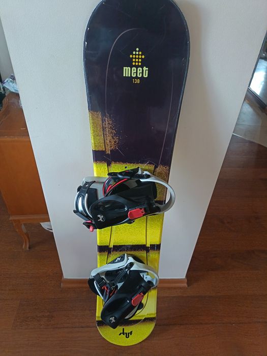 Deska snowboardowa SRUF 138 cm