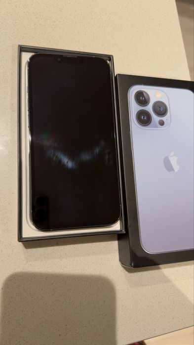 Phone 13 128GB Azul – Desbloqueado – Excelente Estado