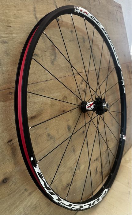 Kit Suspensão RockShox Sektor RL 29 Boost + Rodas Fulcrum Power XL (Como Novo)