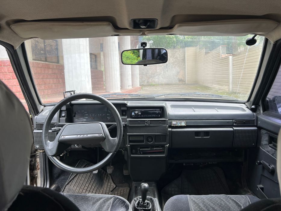 Автомобіль ваз 21099