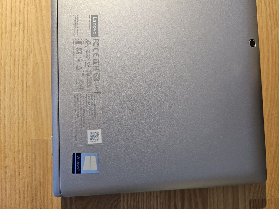 Laptop 2 w 1, Lenovo Z8350, 1.44 GHz