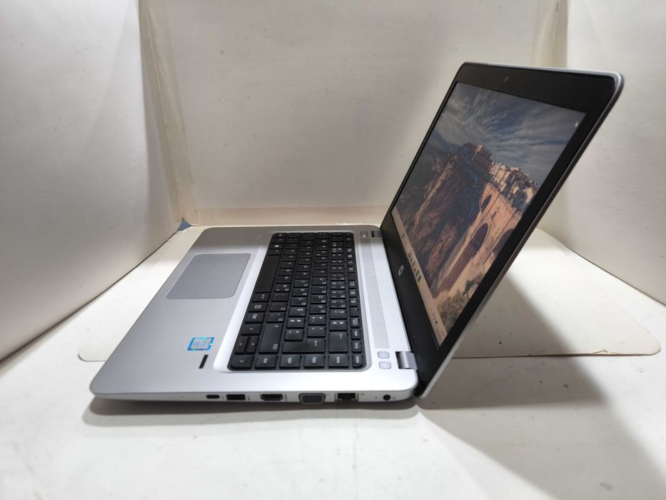 HP ProBook 440 G4 i5 ram 16GB 256GB SSD Full HD