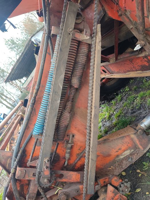 Продам комбайн Нива