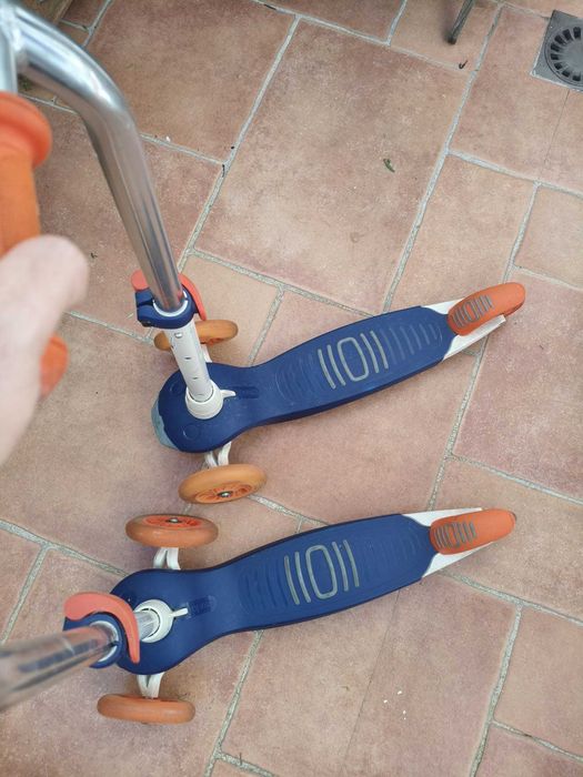 2 Trotinetes Criança Oxelo (Decathlon) – 3 rodas – Bom estado