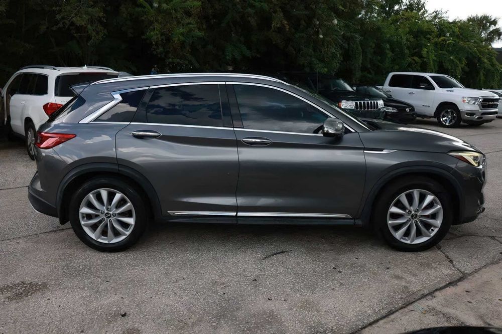 Infiniti QX50 Essential      2019