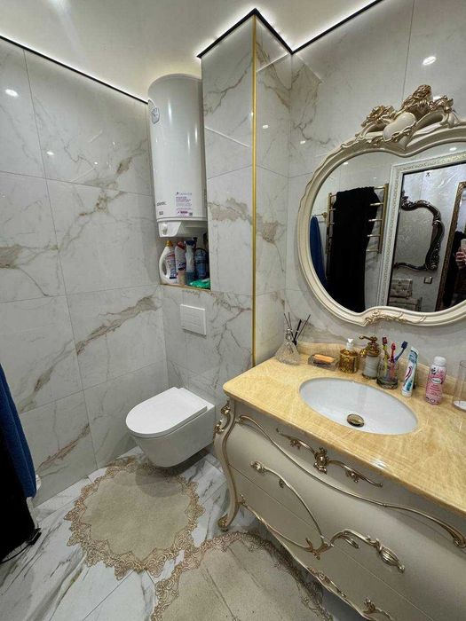 Продаж 3-кімнатної квартири по вул. Сумгаїтській, (район Епіцентру)