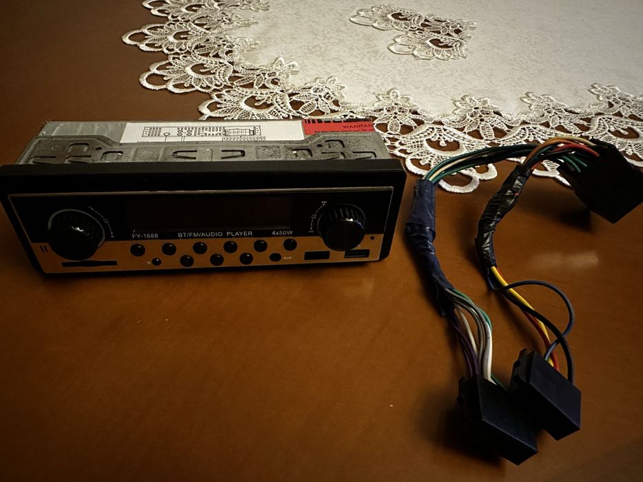 Автомагнітола