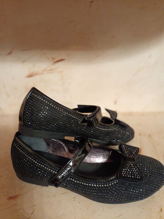 Продам нове взуття ,33р.