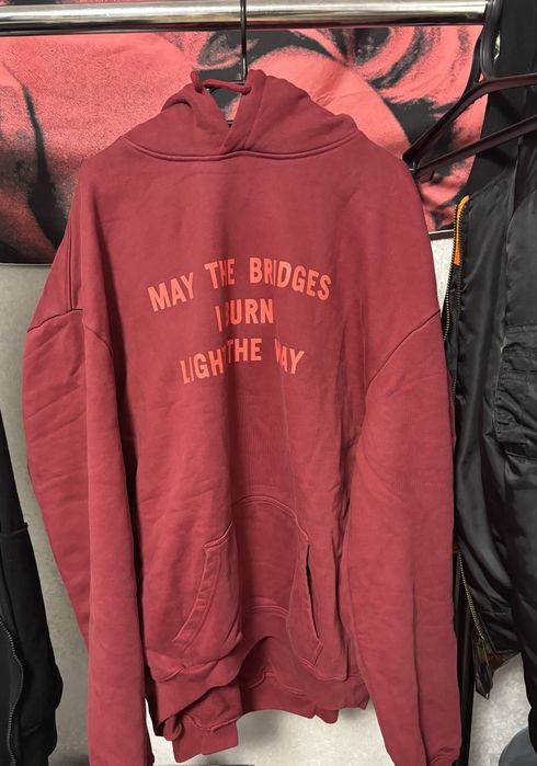 Vetements may bridges i burn light the way