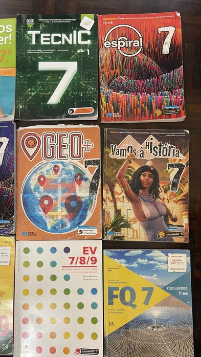 Conjunto de manuais escolares 7º ano – usados em bom estado