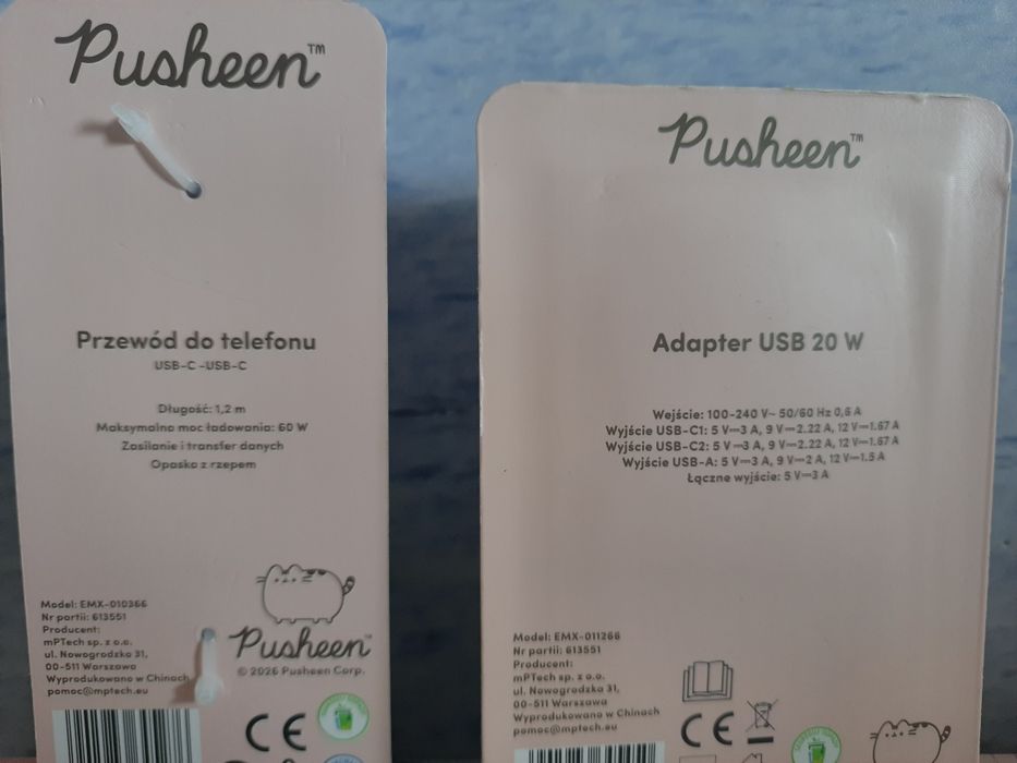 Zestaw Pusheen, podkładka pod mysz klawiaturę, przewód do telefonu, adapter usb