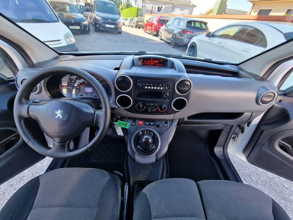 PEUGEOT PARTNER LONGA L2 1.6HDI 100CV "3 LUGARES"