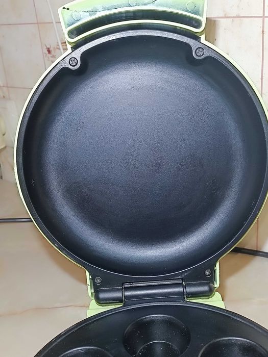 Продам кексницу,мафеницу