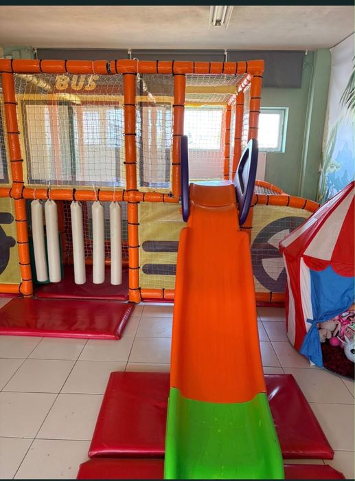 Parque playground infantil
