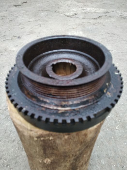 Шкив коленвала на Волгу,Газель