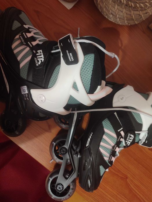 Patins em linha novos N38-41