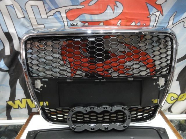Grelha frontal Audi A6 C6 04-11 com aro cromado RS LOOK com suporte para símbolo