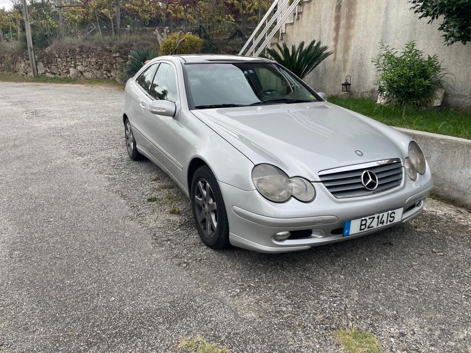 Mercedes-Benz 200