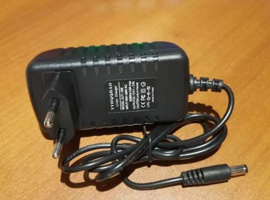 Зарядное устройство 8.4V 12.6V 16.8V 21V 25.2V 29.4V для Li-ion LiFePO